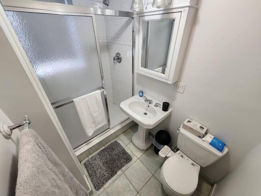 Spacious 3 Bedroom Apartment Mins To Nyc! Юниън Сити Екстериор снимка